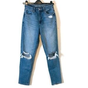 American Eagle Distressed Mom Jean High Rise Relaxed Fit Jeans women’s size 0 25